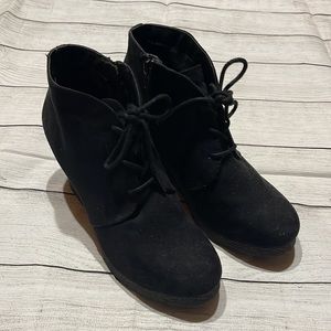 Merona Black Bootie Suede Wedges size 7